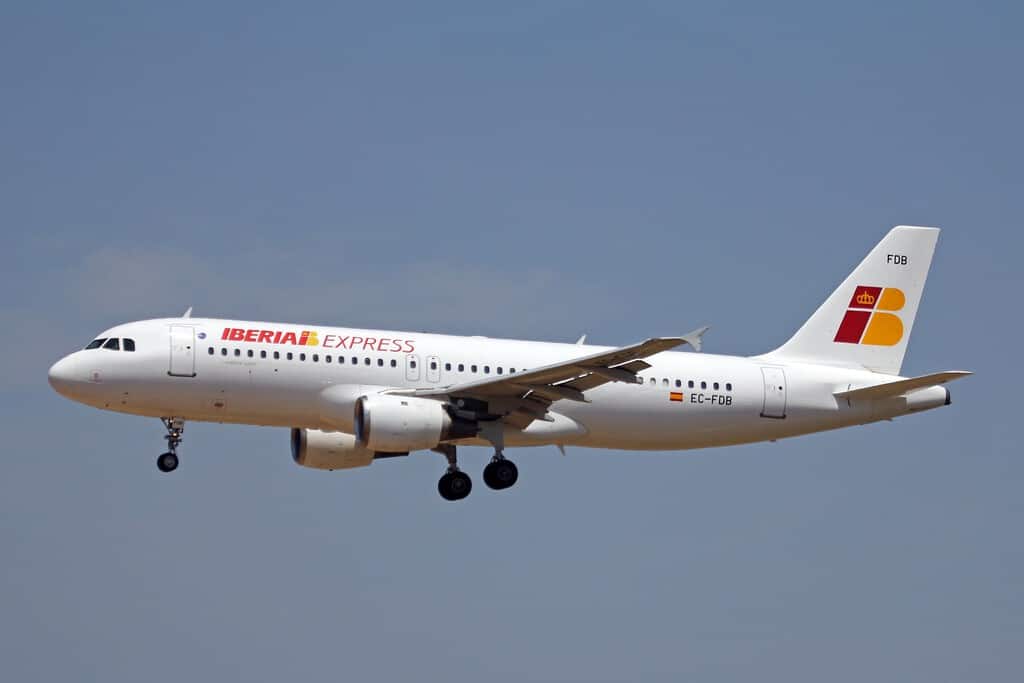 Ver el eclipse desde tierra está bien. Iberia va a fletar un avión para verlo a 10.000 metros de altitud 